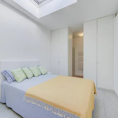 Casa Trindade, Encanto No Coracao De Villa Tavira